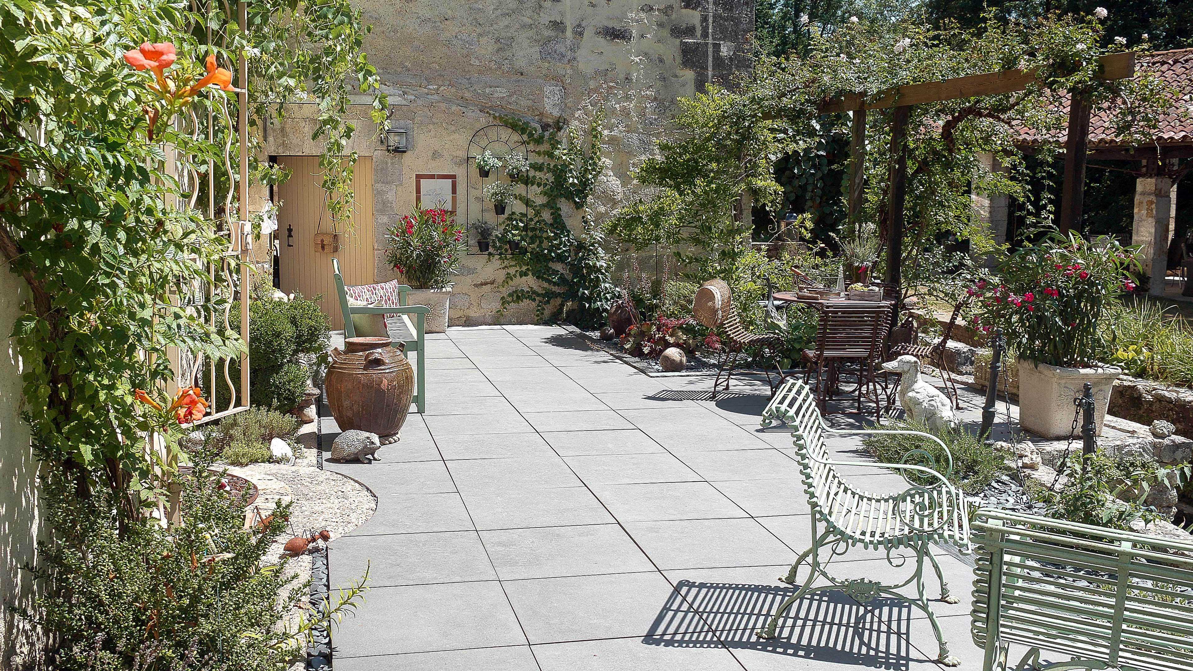 Poser une terrasse démontable avec dalles sur plots [THEMATIQUE] — free download